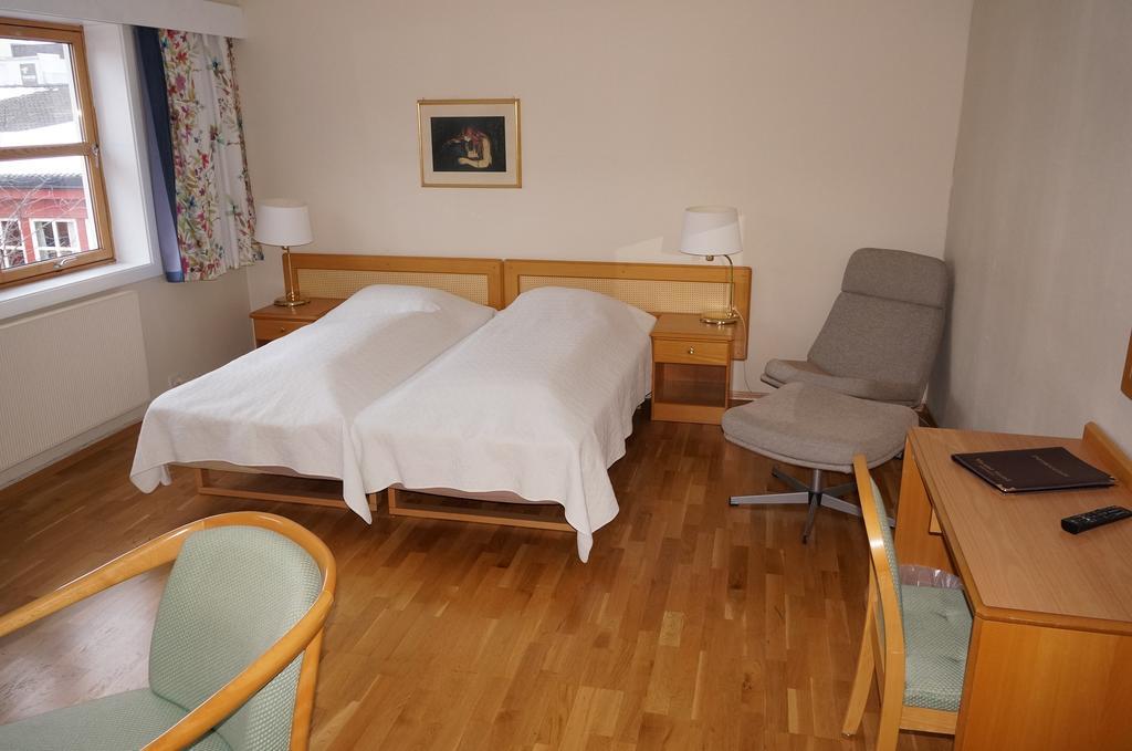 Verdal Hotell ヴァダル エクステリア 写真