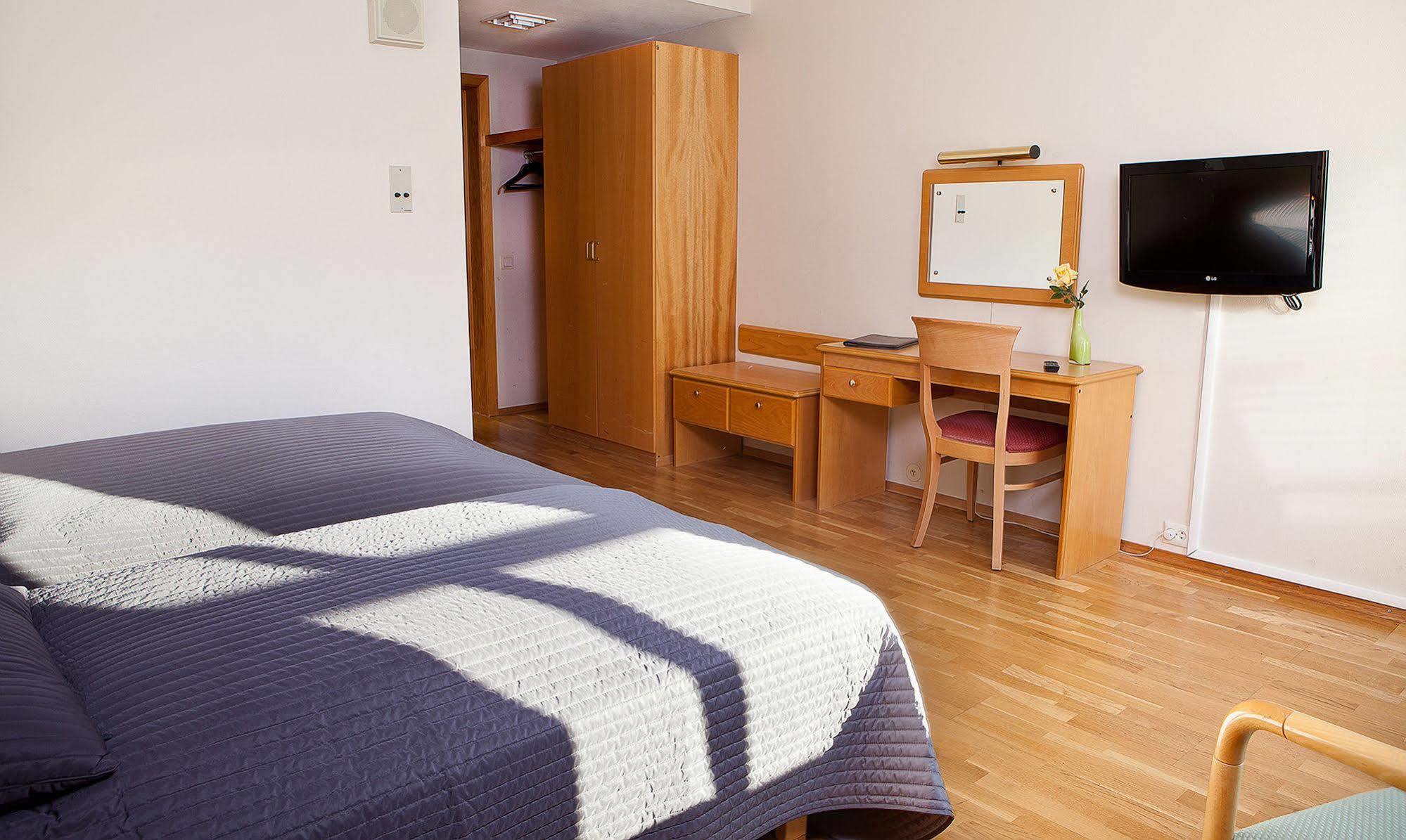 Verdal Hotell ヴァダル エクステリア 写真