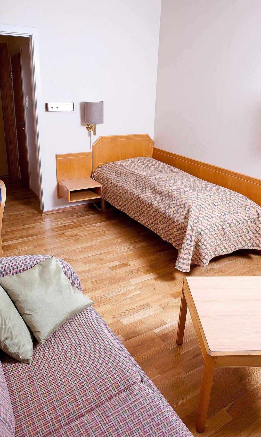 Verdal Hotell ヴァダル エクステリア 写真