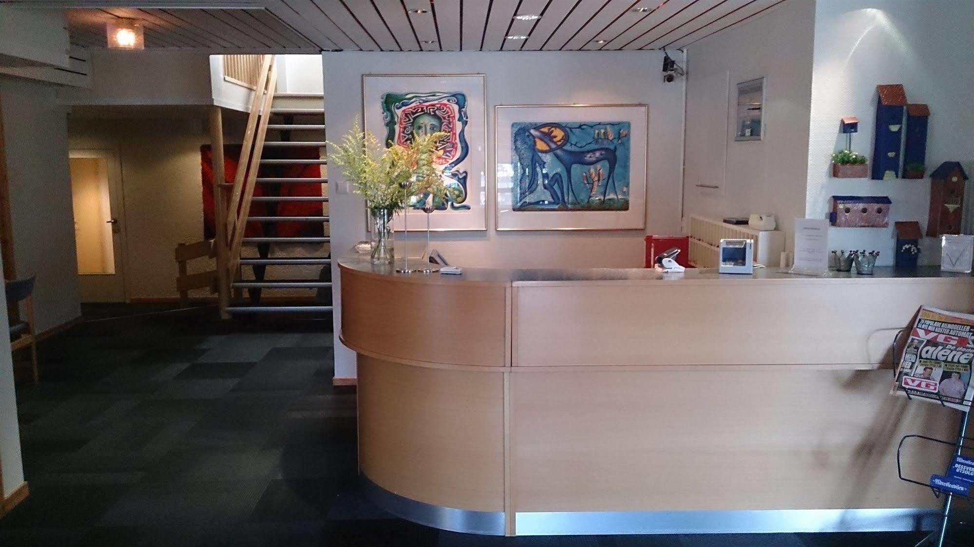 Verdal Hotell ヴァダル エクステリア 写真